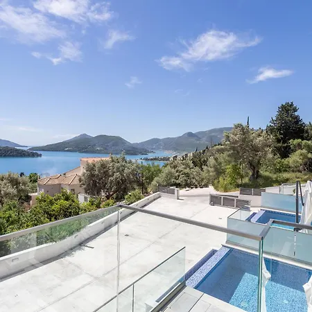 빌라 Diamond Blue Lefkada 니드리