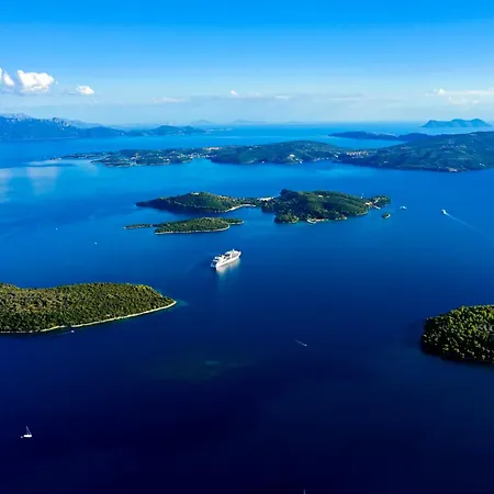 Diamond Blue Lefkada فيلة نيدري