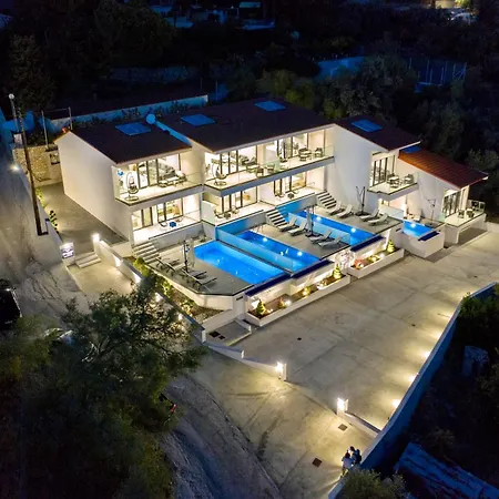 فيلة Diamond Blue Lefkada *
