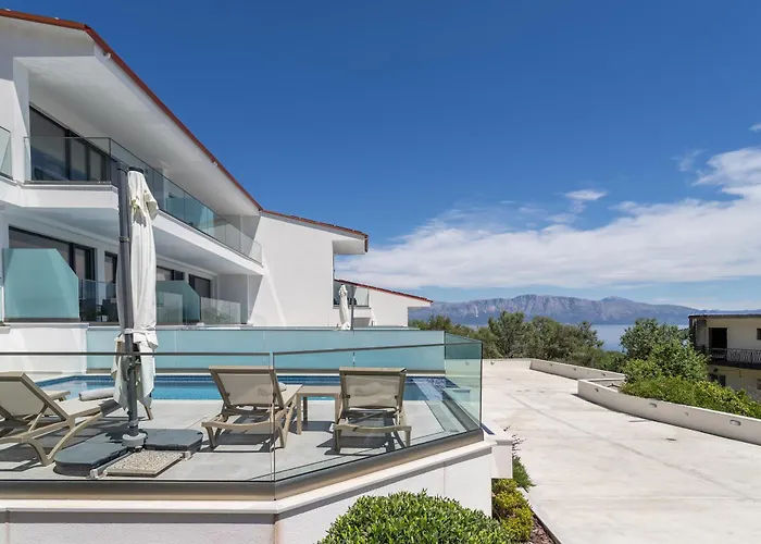 Diamond Blue Lefkada